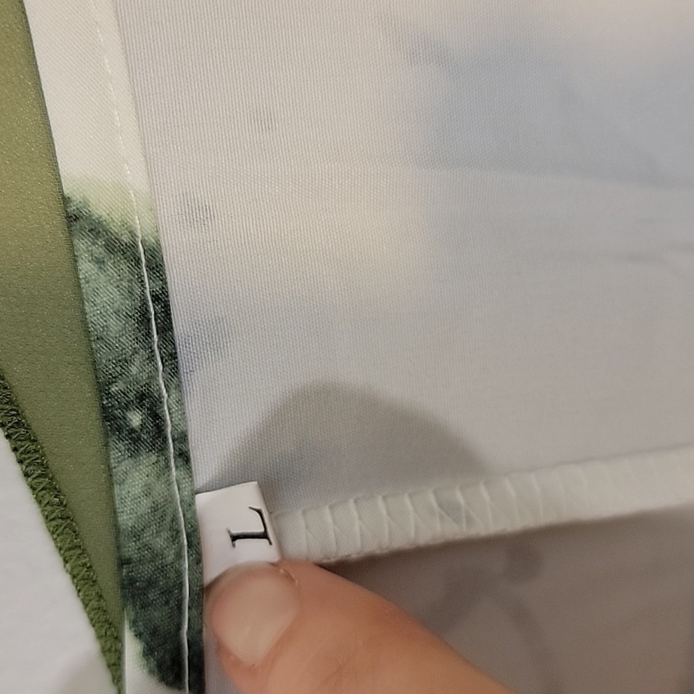 Boutique brand 2 piece silky dress with sheer topper sage green - Picture 3 of 8